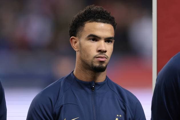 Nice, France, 18th November 2023. Warren Zaire-Emery of France looks on during the line up prior to the UEFA European Championship, EM, Europameisterschaft Qualifying match at Allianz Riviera Stadium, Nice. Picture credit should read: Jonathan Moscrop Sportimage EDITORIAL USE ONLY. No use with unauthorised audio, video, data, fixture lists, club league logos or live services. Online in-match use limited to 120 images, no video emulation. No use in betting, games or single club league player publications. SPI-2730-0144