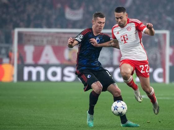 Raphael Guerreiro (FC Bayern Muenchen, 22) im Zweikampf mit Lukas Lerager (FC Kopenhagen, 12), GER, FC Bayern Muenchen (FCB) vs FC Kopenhagen (FCK), Fussball, UEFA Champions League, 5. Spieltag, Gruppe A, Saison 2023 2024, 29.11.2023 DFB DFL regulations prohibit any use of photographs as image sequences and or quasi-video GER, FC Bayern Muenchen (FCB) vs FC Kopenhagen (FCK), Fussball, UEFA Champions League, 5. Spieltag, Gruppe A, Saison 2023 2024, 29.11.2023 Muenchen Copyright: xEibner-Pressefoto Memmlerx EP_MMR
