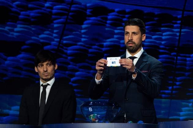 Sami Khedira (Deutschland, UEFA Legende als Losfee), GER, UEFA EURO, EM, Europameisterschaft,Fussball 2024 Final Draw, Auslosung Elbphilharmonie Hamburg, 02.12.2023 GER, UEFA Euro 2024 Final Draw, Auslosung Elbphilharmonie Hamburg, 02.12.2023 Hamburg Copyright: xEibner-Pressefoto Memmlerx EP_MMR