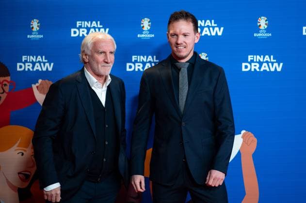 Rudi Völler (Deutschland, Sportdirektor Nationalmannschaft), Julian Nagelsmann (Deutschland, Bundestrainer), Ankunft am roten Teppich, GER, UEFA EURO, EM, Europameisterschaft,Fussball 2024 Final Draw, Auslosung Elbphilharmonie Hamburg, 02.12.2023 GER, UEFA Euro 2024 Final Draw, Auslosung Elbphilharmonie Hamburg, 02.12.2023 Hamburg Copyright: xEibner-Pressefoto Memmlerx EP_MMR