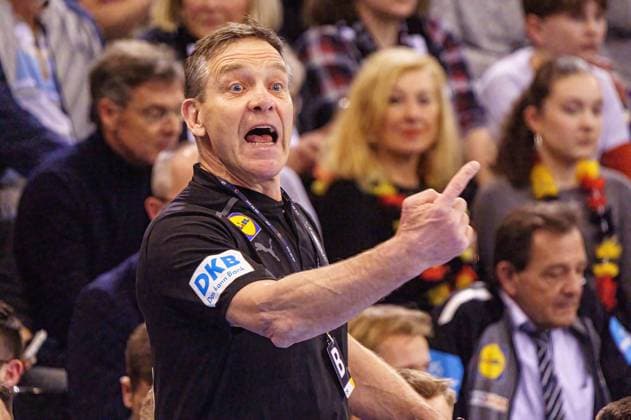 Sport Bilder des Tages Alfred Gislason (Deutschland, Trainer) GER, Deutschland vs. Portugal, Handball, Laenderspiel, Testspiel, 04.01.2024 GER, Deutschland vs. Portugal, Handball, Laenderspiel, Testspiel, 04.01.2024 Flensburg Copyright: xEibner-Pressefoto MarcelxvonxFehrnx EP_MFN