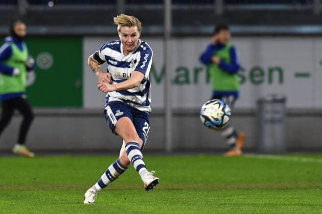 Sarah Freutel ( MSV Duisburg Frauen ). GER, MSV Duisburg Frauen vs 1 FC Nuernberg Frauen, Fussball, Bundesliga,11. Spieltag Spielzeit 2023 2024, 28.01.2024 DFL DFB REGULATIONS PROHIBIT ANY USE OF PHOTOGRAPHS AS IMAGE SEQUENCES AND OR QUASI-VIDEO GER, MSV Duisburg Frauen vs 1 FC Nuernberg Frauen, Fussball, Bundesliga,11. Spieltag Spielzeit 2023 2024, 28.01.2024 Duisburg Copyright: xEibner-Pressefoto ThomasxThienelx EP_TTL