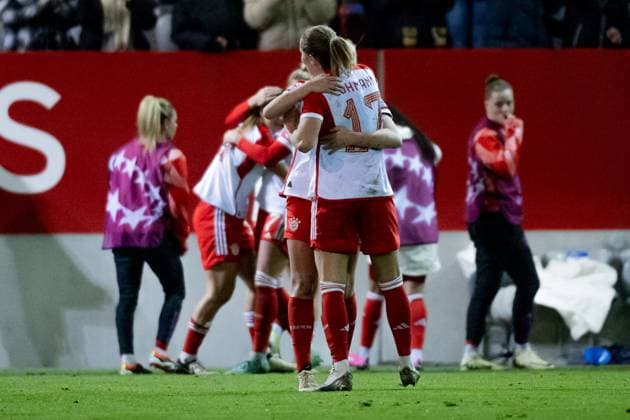 Georgia Stanway (FC Bayern Muenchen Frauen, 31) bejubelt mit Sydney Lohmann (FC Bayern Muenchen Frauen, 12) deren Tor zur 2.1 - Fuehrung. FC Bayern Muenchen Frauen vs. Paris Saint-Germain, Fussball Champions League Frauen, Gruppenphase, 6. Spieltag, Saison 2023 2024, 30.01.2024. FC Bayern Muenchen Frauen vs. Paris Saint-Germain, Fussball Champions League Frauen, Gruppenphase, 6. Spieltag, Saison 2023 2024, 30.01.2024. Muenchen Copyright: xEibner-Pressefoto HeikexFeinerx EP_HFR