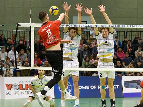 Niklas Lichtenauer (TV Rottenburg 8), Angriff, TV Rottenburg vs. SV Schwaig, Volleyball, 2. Bundesliga, Spieltag 16, Saison 2023-2024, 04.02.2024, TV Rottenburg vs. SV Schwaig, Volleyball, 2. Bundesliga, Spieltag 16, Saison 2023-2024, 04.02.2024 Rottenburg am Neckar Copyright: xEibner-Pressefoto FlorianxSchustx EP_FSU