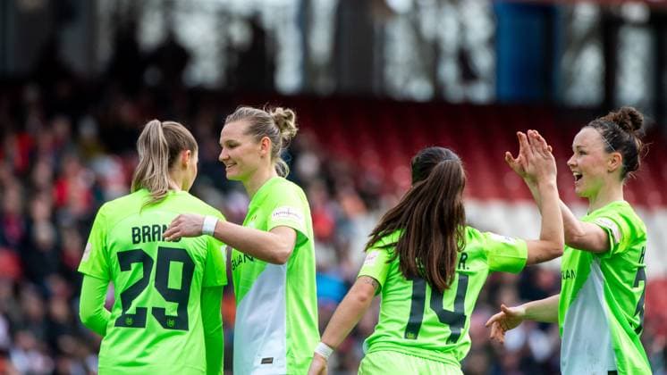 Jule Brand (VfL Wolfsburg, 29), Alexandra Popp (VfL Wolfsburg, 11), Nuria Rabano Blanco (VfL Wolfsburg, 14), Marina Hegering (VfL Wolfsburg, 31) jubeln ueber das Tor zum 1:5, GER, FC Nuernberg vs VfL Wolfsburg, Fussball Google Pixel Frauen Bundesliga, 14. Spieltag, Saison 2023 2024, 17.02.2024 DFB regulations prohibit any use of photographs as image sequences and or quasi-video GER, FC Nuernberg vs VfL Wolfsburg, Fussball Google Pixel Frauen Bundesliga, 14. Spieltag, Saison 2023 2024, 17.02.2024 Nuernberg Copyright: xEibner-Pressefoto Memmlerx EP_MMR