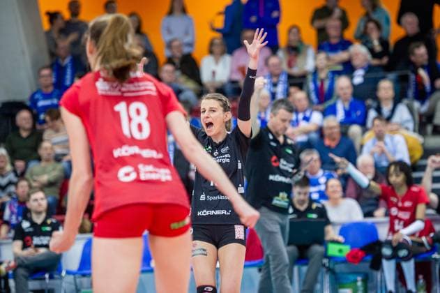 Aleksandra Jegdic (Dresdner SC, 15) - Jubel, Freude Allianz MTV Stuttgart - Dresdner SC, Volleyball Bundesliga, Frauen, VBL, Saison 2023 24, 25.02.2024, Stuttgart (SCHARRena), DEU Allianz MTV Stuttgart - Dresdner SC, Sport, Volleyball Bundesliga, Frauen, VBL, Saison 2023 24, 25.02.2024, Stuttgart (SCHARRena), DEU Stuttgart Copyright: xSandyxDinkelackerx EP_SDR