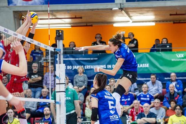 Ivana Vanjak (Allianz MTV Stuttgart, 04) Allianz MTV Stuttgart - Dresdner SC, Volleyball Bundesliga, Frauen, VBL, Saison 2023 24, 25.02.2024, Stuttgart (SCHARRena), DEU Allianz MTV Stuttgart - Dresdner SC, Sport, Volleyball Bundesliga, Frauen, VBL, Saison 2023 24, 25.02.2024, Stuttgart (SCHARRena), DEU Stuttgart Copyright: xSandyxDinkelackerx EP_SDR