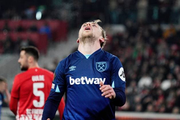 Jarrod Bowen of West Ham reacts after his shot is saved Freiburg v West Ham United, UEFA Europa League, Round of 16, First Leg, Football, Stade Europa-Park, Freiburg, Germany - 07 Mar 2024 EDITORIAL USE ONLY No use with unauthorised audio, video, data, fixture lists, club league logos or live services. Online in-match use limited to 120 images, no video emulation. No use in betting, games or single club league player publications. Copyright: xDavexWinter Shutterstockx 14373670bx