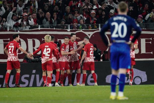 Michael Gregoritsch of SC Freiburg is congratulated after he puts his side 1-0 ahead Freiburg v West Ham United, UEFA Europa League, Round of 16, First Leg, Football, Stade Europa-Park, Freiburg, Germany - 07 Mar 2024 EDITORIAL USE ONLY No use with unauthorised audio, video, data, fixture lists, club league logos or live services. Online in-match use limited to 120 images, no video emulation. No use in betting, games or single club league player publications. Copyright: xDavexWinter Shutterstockx 14373670ce