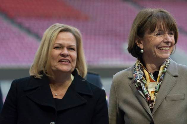 Nancy Faeserï¼aFederal Minister Of The Interior, Visits Rhein Energie Stadium 99 Days Before The UEFA EURO, EM, Europameisterschaft,Fussball 2024 Nancy Faeser, the Federal Minister of the Interior, and Henriette Reker, the Mayor of Cologne, are standing next to the trophy of UEFA Euro 2024 at the RheinEnergieStadion in Cologne, Germany, on March 7, 2024. Cologne Germany Copyright: xYingxTangx originalFilename:tang-notitle240307_np5fl.jpg
