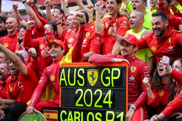 SAINZ Carlos (spa), Scuderia Ferrari SF-24, portrait LECLERC Charles (mco), Scuderia Ferrari SF-24, portrait during the Formula 1 Rolex Australian Grand Prix 2024, 3rd round of the 2024 Formula One World Championship, WM, Weltmeisterschaft from March 22 to 24, 2024 on the Albert Park Circuit, in Melbourne, Australia - F1 - AUSTRALIAN GRAND PRIX 2024 DPPI Panoramic 240324_R03_AUSTRALIA_EA016523