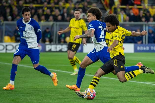 UEFA Champions League, Borussia Dortmund - Atletico Madrid, 16.04.2023 Karim Adeyemi (Borussia Dortmund, 27), Axel Witsel (Atletico Madrid, 20). UEFA Champions League, Borussia Dortmund - Atletico Madrid, Rückspiel Viertelfinale, am 16.04.2023, Signal Iduna Park, Dortmund UEFA regulations prohibit any use of photographs as image sequences and or quasi-video Copyright: xBEAUTIFULxSPORTS Meuselx
