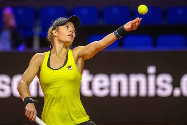 Laura Siegemund (GER). xettx,Deutschland, Stuttgart, 17.04.2024, Tennis, Porsche Tennis Grand Prix, Day 5, 2024, Runde 1, M.Kostyuk-L.Siegemund, Porsche Arena Foto: A2 Bildagentur Peter Hartenfelser