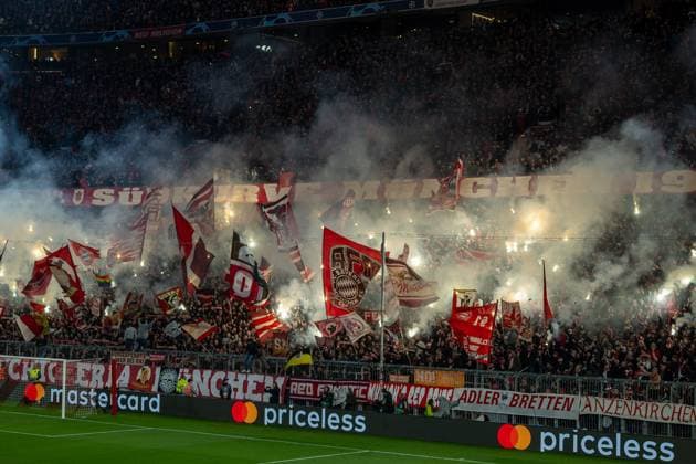 Transparent, Fanplakat, Banner, Plakat, Spruchband, Fanaktion, der Zuschauer und Fans von Muenchen, GER, FC Bayern Muenchen (FCB) vs. FC Arsenal (ARS), Fussball, UEFA Champions League, Viertelfinal Rueckspiel, Saison 2023 2024, 17.04.2024, DFB DFL regulations prohibit any use of photographs as image sequences and or quasi-video., GER, FC Bayern Muenchen (FCB) vs. FC Arsenal (ARS), Fussball, UEFA Champions League, Viertelfinal Rueckspiel, Saison 2023 2024, 17.04.2024 Muenchen Copyright: xEibner-Pressefoto SaschaxWaltherx EP_EER