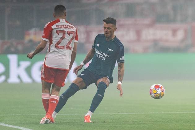 Declan Rice (FC Arsenal London, 41) Raphael Guerreiro (FC Bayern Muenchen, 22) FC Bayern Muenchen vs. FC Arsenal, Fussball, UEFA Champions League, Viertelfinale Quarterfinal, 17.04.2024 FC Bayern Muenchen vs. FC Arsenal, Fussball, UEFA Champions League, Viertelfinale Quarterfinal, 17.04.2024 München Copyright: xEibner-Pressefoto BahhoxKarax EP_BKA