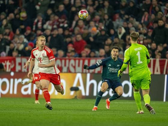 Matthijs de Ligt (FC Bayern Muenchen, 04), Manuel Neuer, (FC Bayern Muenchen, 01), Gabriel Martinelli (FC Arsenal London, 11), GER, FC Bayern Muenchen (FCB) vs. FC Arsenal (ARS), Fussball, UEFA Champions League, Viertelfinal Rueckspiel, Saison 2023 2024, 17.04.2024, DFB DFL regulations prohibit any use of photographs as image sequences and or quasi-video., GER, FC Bayern Muenchen (FCB) vs. FC Arsenal (ARS), Fussball, UEFA Champions League, Viertelfinal Rueckspiel, Saison 2023 2024, 17.04.2024 Muenchen Copyright: xEibner-Pressefoto SaschaxWaltherx EP_EER