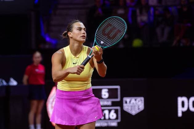 Aryna Sabalenka (Belarus) im Bild beim Aufschlag, Marketa Vondrousova (Tschechien) vs Aryna Sabalenka (Belarus), Viertelfinale, Einzel, GER, Porsche Tennis Grand Prix Stuttgart, WTA, Tennis Damen 500, 19.04.2024 GER, Porsche Tennis Grand Prix Stuttgart, WTA 500, 19.04.2024 Stuttgart Copyright: xEibner-Pressefoto Memmlerx EP_MMR