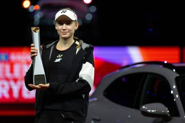 Die Siegerin des Porsche Tennis Grand Prix 2024 Elena Rybakina (KAZ). xettx, Deutschland, Stuttgart, 21.04.2024, Tennis, Porsche Tennis Grand Prix, Day 9, 2024, Finale, E.Rybakina-M.Kostyuk, Porsche Arena Foto: A2 Bildagentur Peter Hartenfelser