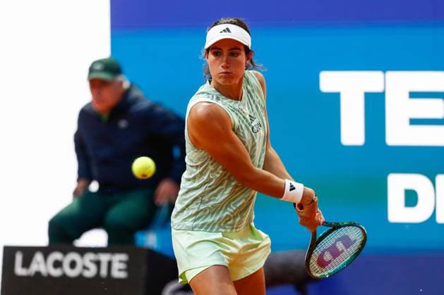 April 22, 2024, Madrid, Madrid, SPAIN: Carlota Martinez Cirez of Spain in action against Anna Bondar of Hungary during the Mutua Madrid Open 2024, ATP, Tennis Herren Masters 1000 and WTA, Tennis Damen 1000, tournament celebrated at Caja Magica on April 22, 2024 in Madrid, Spain. Madrid SPAIN - ZUMAa181 20240422_zaa_a181_334 Copyright: xIrinaxR.xHipolitox
