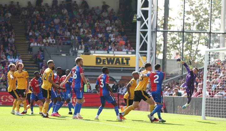 Crystal Palace v Wolverhampton Wanderers - Premier League - Selhurst Park September 3, 2023, London: London, England, 3rd September 2023. Hwang Hee-Chan of Wolverhampton Wanderers scores to make it 1-1 during the Premier League match at Selhurst Park, London. London EDITORIAL USE ONLY Copyright: xx ZUMA-20230903_faf_si1_092.jpg PaulxTerryx csmphotothree148831