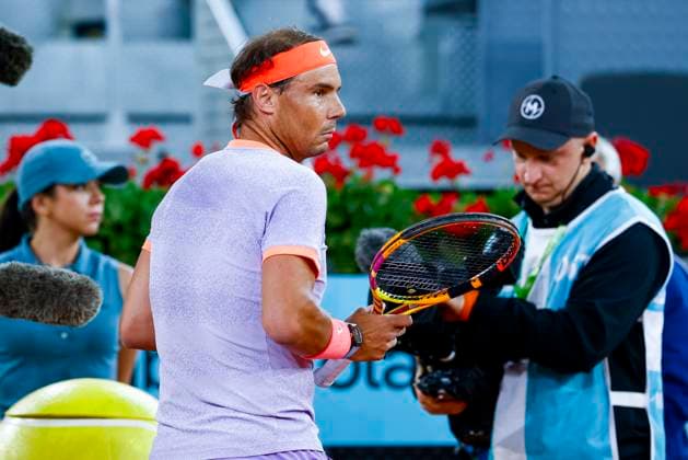April 27, 2024, Madrid, Madrid, SPAIN: Rafael Nadal of Spain gestures against Alex de Minaur of Australia during the Mutua Madrid Open 2024, ATP, Tennis Herren Masters 1000 and WTA, Tennis Damen 1000, tournament celebrated at Caja Magica on April 27, 2024 in Madrid, Spain. Madrid SPAIN - ZUMAa181 20240427_zaa_a181_029 Copyright: xIrinaxR.xHipolitox