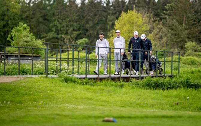 Golf, Saison 2023 24, NRW-Meisterschaften, 28.04.2024, Willy-Schniedwind-Mannschaftspreis, Herren, Ausrichter GC Wasserburg Anholt v.l.: Richard Schumann (Essen-Heidhausen), Robert Bunnefeld (Essen-Heidhausen), Maximilian Wilms (GC Hubbelrath), Christian Hellwig (GC Hubbelrath), Anholt Sportanlage GC Wasserburg Anholt Nordrhein-Westfalen Deutschland