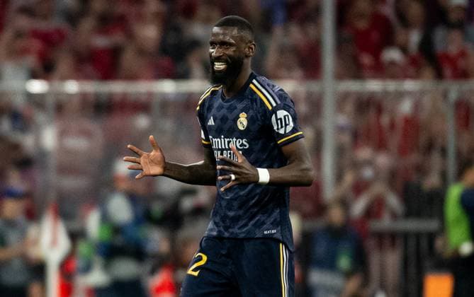 Antonio Ruediger (Real Madrid CF, 22) freut sich ueber das Elfmeter - Tor zum 2:2.- Ausgleich durch Vinicius Paixao de Oliveira Junior (Real Madrid CF, 7), nicht im Bild. GER, FC Bayern Muenchen vs. Real Madrid CF, Fussball, Champions League, Halbfinale, Hinspiel, Spielzeit 2023 2024, 30.04.2024. (DFL DFB REGULATIONS PROHIBIT ANY USE OF PHOTOGRAPHS as IMAGE SEQUENCES and or QUASI-VIDEO). GER, FC Bayern Muenchen vs. Real Madrid CF, Fussball, Champions League, Halbfinale, Hinspiel, Spielzeit 2023 2024, 30.04.2024. Muenchen Copyright: xEibner-Pressefoto HeikexFeinerx EP_HFR