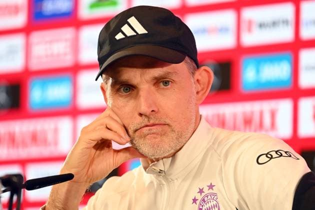 Trainer Thomas TUCHEL (Bayern Muenchen), Enttaeuschung,Frust,enttaeuscht, frustriert,niedergeschlagen, Einzelbild,angeschnittenes Einzelmotiv,Portraet,Portrait,Porträt. PRESSEKONFERENZ. Fussball 1. Bundesliga Saison 2023 2024, 32.Spieltag, Spieltag32 VFB Stuttgart - FC Bayern Muenchen 3-1 am 04.05.2024, MHP ARENA STUTTGART.