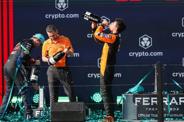 STELLA Andrea (ita), Team Principal of McLaren F1 Team, NORRIS Lando (gbr), McLaren F1 Team MCL38, portrait podium during the Formula 1 Crypto.com Miami Grand Prix 2024, 6th round of the 2024 Formula One World Championship, WM, Weltmeisterschaft from May 3 to 5, 2024 on the Miami International Autodrome, in Miami, United States of America - F1 - MIAMI GRAND PRIX 2024 DPPI Panoramic 240505_R06_MIAMI_DP_AV3_1770