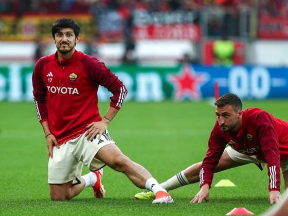 Sardar Azmoun (AS Rom, 17) vor dem Spiel, GER, Bayer 04 Leverkusen vs. AS Rom, UEFA Europa League 2023 24, Halbfinal-Rückspiel, 09.05.2024, GER, Bayer 04 Leverkusen vs. AS Rom, UEFA Europa League 2023 24, Halbfinal-Rückspiel, 09.05.2024, Foto: Eibner-Pressefoto Gabriel Boia Leverkusen Copyright: xGabrielxBoiax EP_EER