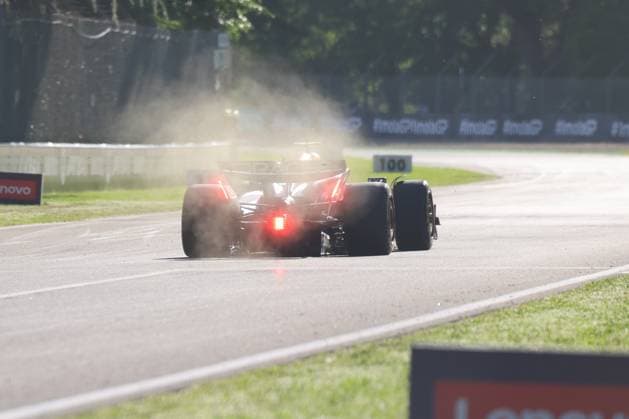 11Sergio Checo Perez (Oracle Red Bull Racing, 11), Freies Training 2, FP2 ,ITA, Formel 1 Weltmeisterschaft, Grand Prix Emilia-Romagna Imola, Autodromo Enzo e Dino Ferrari, Media Day, 17.05.2024 ITA, Formel 1 Weltmeisterschaft, Grand Prix Emilia-Romagna Imola, Autodromo Enzo e Dino Ferrari, Media Day, 17.05.2024 Imola Copyright: xEibner-Pressefoto AnnikaxGrafx EP_AGF