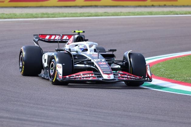 27Nico Huelkenberg (MoneyGram Haas F1 Team, 27), Freies Training 2, FP2 ,ITA, Formel 1 Weltmeisterschaft, Grand Prix Emilia-Romagna Imola, Autodromo Enzo e Dino Ferrari, Media Day, 17.05.2024 ITA, Formel 1 Weltmeisterschaft, Grand Prix Emilia-Romagna Imola, Autodromo Enzo e Dino Ferrari, Media Day, 17.05.2024 Imola Copyright: xEibner-Pressefoto AnnikaxGrafx EP_AGF