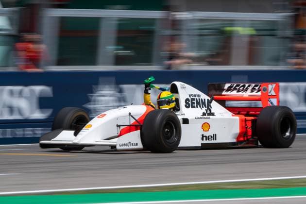 Sebastian Vettel (Deutschland, Rennfahrer) faehrt Demorunden im McLaren MP 4 8 von 1993 zum Gedenken an den 1994 verstorbenen Ayrton Senna (Brasilien), ITA, Formel 1 Weltmeisterschaft, Grand Prix Emilia-Romagna Imola, Autodromo Enzo e Dino Ferrari, Rennen, 19.05.2024 ITA, Formel 1 Weltmeisterschaft, Grand Prix Emilia-Romagna Imola, Autodromo Enzo e Dino Ferrari, Rennen, 19.05.2024 Imola Copyright: xEibner-Pressefoto Memmlerx EP_MMR