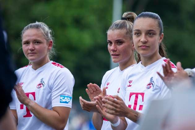 GOOGLE PIXEL Frauen-Bundesliga: 1. FC Köln - Eintracht Frankfurt, 20.05.2024 Marleen Schimmer (1. FC Köln, 23), Selina Cerci (1. FC Köln, 29), Natalia Padilla-Bidas (1. FC Köln, 22). GOOGLE PIXEL Frauen-Bundesliga, 1. FC Köln - Eintracht Frankfurt, 22. Spieltag, am 20.05.2024, Franz-Kremer-Stadion, Köln DFL regulations prohibit any use of photographs as image sequences and or quasi-video Copyright: xBEAUTIFULxSPORTS Meuselx