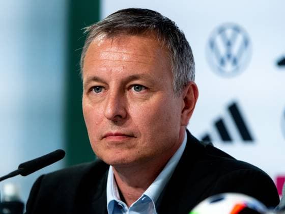 Jens Kramer (CDU, Buergermeister Blankenhain), GER, Pressekonferenz DFB Fussball Herren Nationalmannschaft Deutschland, Trainingslager Blankenhain, UEFA Fussball Europameisterschaft 2024, 27.05.2024 DFB regulations prohibit any use of photographs as image sequences and or quasi-video GER, Pressekonferenz DFB Fussball Herren Nationalmannschaft Deutschland, Trainingslager Blankenhain, UEFA Fussball Europameisterschaft 2024, 27.05.2024 Blankenhain Copyright: xEibner-Pressefoto Memmlerx EP_MMR