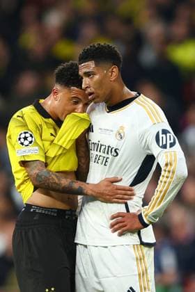 Jadon Sancho of Borussia Dortmund (L) and Jude Bellingham of Real Madrid (R) Borussia Dortmund v Real Madrid, UEFA Champions League, Final, Football, Wembley Stadium, London, UK - 01 June 2024 EDITORIAL USE ONLY No use with unauthorised audio, video, data, fixture lists, club league logos or live services. Online in-match use limited to 120 images, no video emulation. No use in betting, games or single club league player publications. Copyright: xKieranxMcManus Shutterstockx 14516313az