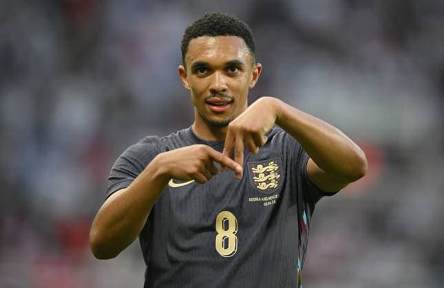 Trent Alexander-Arnold of England celebrates scoring to make it 2-0 England v Bosnia and Herzegovina, International Friendly, Länderspiel, Nationalmannschaft Football, St James Park, Newcastle, UK, 03 June 2024 EDITORIAL USE ONLY No use with unauthorised audio, video, data, fixture lists, club league logos or live services. Online in-match use limited to 120 images, no video emulation. No use in betting, games or single club league player publications. Copyright: xGreigxCowie Shutterstockx 14520843fc