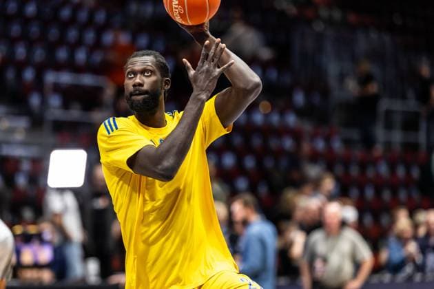 easyCredit Basketball Bundesliga, BBL, Saison 2023 2024, Herren, Playoffs, Halbfinale, Spiel 4, 04.06.2024, Niners Chemnitz - Alba Berlin , Khalifa Koumadje (Alba Berlin, No21) Copyright. Alexander Trienitz