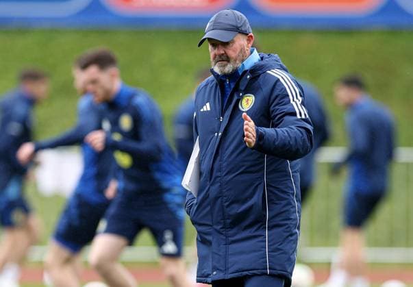 Scotland coach Coach Steve Clarke during the training session Scotland Training Session and press conference, PK, Pressekonferenz UEFA European Championship, EM, Europameisterschaft 2024, Group A Football, Stadion am Groben, Garmisch-Partenkirchen, Germany, 11 Jun 2024 EDITORIAL USE ONLY No use with unauthorised audio, video, data, fixture lists, club league logos or live services. Online in-match use limited to 120 images, no video emulation. No use in betting, games or single club league player publications. Copyright: xPaulxCurrie Shutterstockx 14523736af