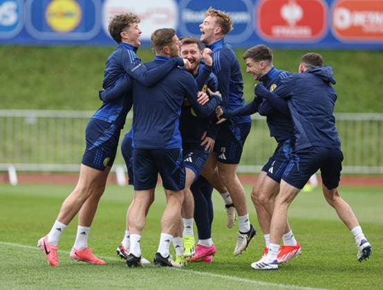 Anthony Ralston of Scotland and team mates during the training session Scotland Training Session and press conference, PK, Pressekonferenz UEFA European Championship, EM, Europameisterschaft 2024, Group A Football, Stadion am Groben, Garmisch-Partenkirchen, Germany, 11 Jun 2024 EDITORIAL USE ONLY No use with unauthorised audio, video, data, fixture lists, club league logos or live services. Online in-match use limited to 120 images, no video emulation. No use in betting, games or single club league player publications. Copyright: xPaulxCurrie Shutterstockx 14523736bx
