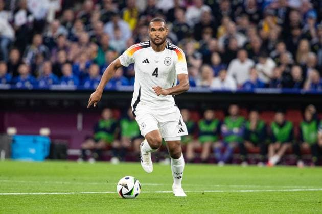 Jonathan Tah (Deutschland 04) GER, Germany (GER) vs. Scottland (SCO), Fussball Europameisterschaft, UEFA EURO, EM, Europameisterschaft,Fussball 2024, Gruppe A, 1. Spieltag, 14.06.2024 DFB DFL REGULATIONS PROHIBIT ANY USE OF PHOTOGRAPHS AS IMAGE SEQUENCES AND OR QUASI-VIDEO GER, Germany (GER) vs. Scottland (SCO), Fussball Europameisterschaft, UEFA EURO 2024, Gruppe A, 1. Spieltag, 14.06.2024 Muenchen Copyright: xEibner-Pressefoto RogerxBuerkex EP