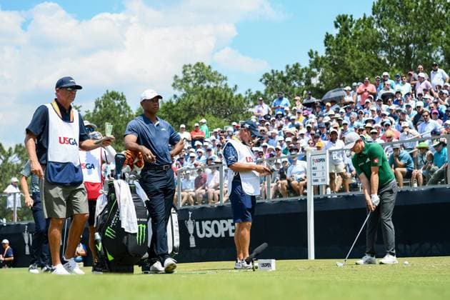 June 14, 2024, Pinehurst, North Carolina, USA: Tiger Woods of Jupiter, Florida, waits on Matt Fitzpatrick of England on the sixth tee book during Friday s second round for the 124th U.S. Open, June 14, 2024, at Pinehurst Resort & Country Club (Course No. 2) in Pinehurst, North Carolina. Pinehurst USA - ZUMAh97_ 20240614_fap_h97_007 Copyright: xTimothyxL.xHalex