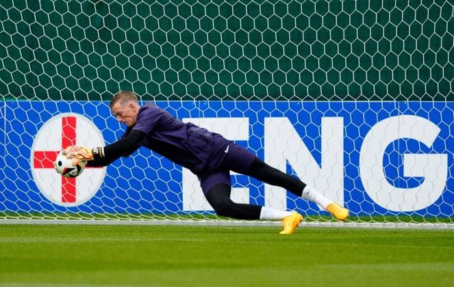Jordan Pickford of England England Training Session and press conference, PK, Pressekonferenz UEFA European Championship, EM, Europameisterschaft 2024, Group C, Football, Spa & Golf Resort Weimarer Land, Blankenhain, Germany, 15 Jun 2024 EDITORIAL USE ONLY No use with unauthorised audio, video, data, fixture lists, club league logos or live services. Online in-match use limited to 120 images, no video emulation. No use in betting, games or single club league player publications. Copyright: xDavexShopland Shutterstockx 14523791g