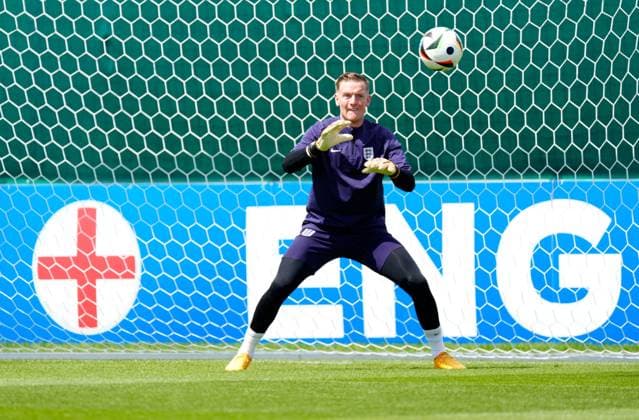 Jordan Pickford of England England Training Session and press conference, PK, Pressekonferenz UEFA European Championship, EM, Europameisterschaft 2024, Group C, Football, Spa & Golf Resort Weimarer Land, Blankenhain, Germany, 15 Jun 2024 EDITORIAL USE ONLY No use with unauthorised audio, video, data, fixture lists, club league logos or live services. Online in-match use limited to 120 images, no video emulation. No use in betting, games or single club league player publications. Copyright: xDavexShopland Shutterstockx 14523791k