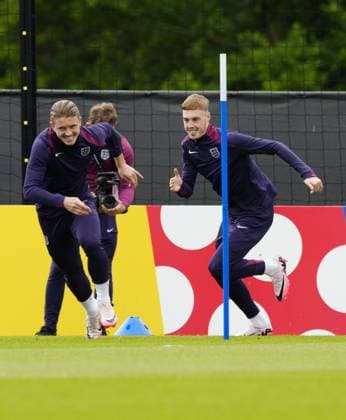 Conor Gallagher of England and Cole Palmer of England England Training Session and press conference, PK, Pressekonferenz UEFA European Championship, EM, Europameisterschaft 2024, Group C, Football, Spa & Golf Resort Weimarer Land, Blankenhain, Germany, 15 Jun 2024 EDITORIAL USE ONLY No use with unauthorised audio, video, data, fixture lists, club league logos or live services. Online in-match use limited to 120 images, no video emulation. No use in betting, games or single club league player publications. Copyright: xDavexShopland Shutterstockx 14523791s