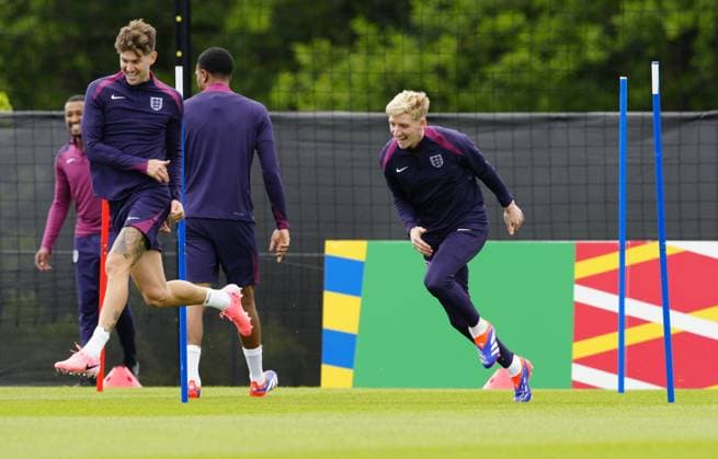 Anthony Gordon of England and John Stones of England England Training Session and press conference, PK, Pressekonferenz UEFA European Championship, EM, Europameisterschaft 2024, Group C, Football, Spa & Golf Resort Weimarer Land, Blankenhain, Germany, 15 Jun 2024 EDITORIAL USE ONLY No use with unauthorised audio, video, data, fixture lists, club league logos or live services. Online in-match use limited to 120 images, no video emulation. No use in betting, games or single club league player publications. Copyright: xDavexShopland Shutterstockx 14523791r
