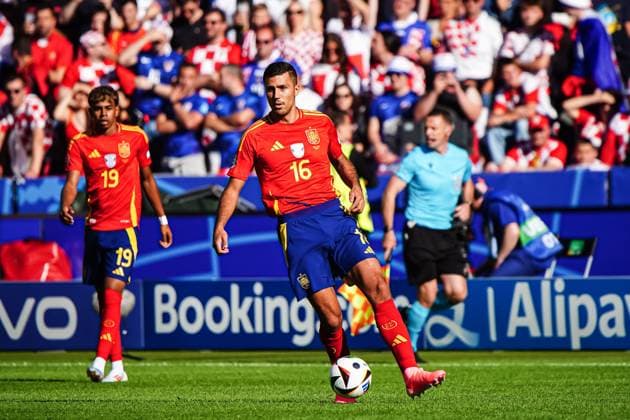 Rodri (Spanien, 16) GER, Spanien vs. Kroatien, Fussball Europameisterschaft, UEFA EURO, EM, Europameisterschaft,Fussball 2024, Gruppe B, Spieltag 1, 15.06.2024 GER, Spanien vs. Kroatien, Fussball Europameisterschaft, UEFA Euro 2024, Gruppe B, Spieltag 1, 15.06.2024 Berlin Copyright: xEibner-Pressefoto MarcelxvonxFehrnx EP_MFN