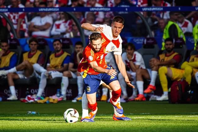Mario Pasalic (Kroatien, 15), Nacho (Spanien, 04) GER, Spanien vs. Kroatien, Fussball Europameisterschaft, UEFA EURO, EM, Europameisterschaft,Fussball 2024, Gruppe B, Spieltag 1, 15.06.2024 GER, Spanien vs. Kroatien, Fussball Europameisterschaft, UEFA Euro 2024, Gruppe B, Spieltag 1, 15.06.2024 Berlin Copyright: xEibner-Pressefoto MarcelxvonxFehrnx EP_MFN
