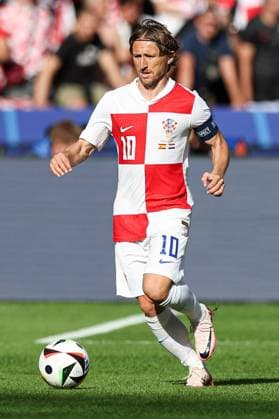 Luka Modric of Croatia Spain v Croatia, UEFA European Championship, EM, Europameisterschaft 2024, Group B, Football, Olympiastadion, Berlin, Germany, 15 Jun 2024 EDITORIAL USE ONLY No use with unauthorised audio, video, data, fixture lists, club league logos or live services. Online in-match use limited to 120 images, no video emulation. No use in betting, games or single club league player publications. Copyright: xMattxWest Shutterstockx 14539284bm