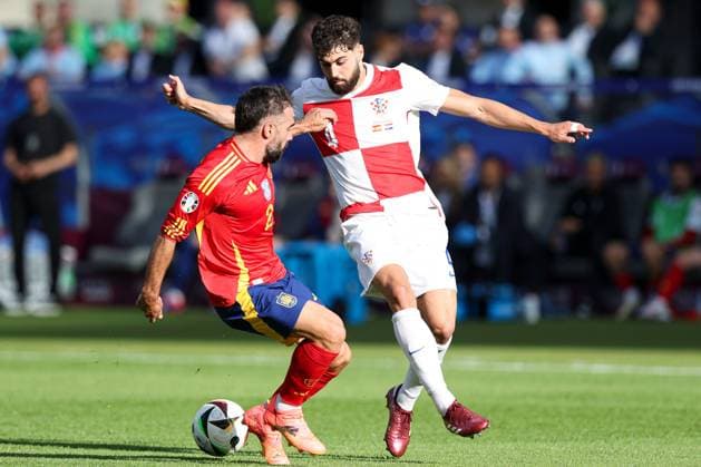 Josko Gvardiol of Croatia battles with Daniel Carvajal of Spain Spain v Croatia, UEFA European Championship, EM, Europameisterschaft 2024, Group B, Football, Olympiastadion, Berlin, Germany, 15 Jun 2024 EDITORIAL USE ONLY No use with unauthorised audio, video, data, fixture lists, club league logos or live services. Online in-match use limited to 120 images, no video emulation. No use in betting, games or single club league player publications. Copyright: xMattxWest Shutterstockx 14539284cx